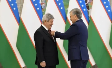 Мирзиёев наградил нашего посла