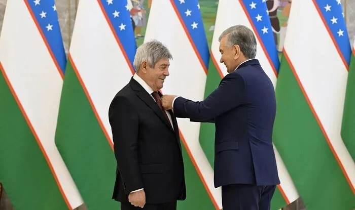 Мирзиёев наградил нашего посла