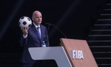 Президент ФИФА Инфантино ответил на критику: «Успокойтесь немного»