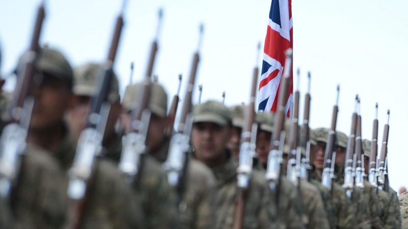 Правительство Великобритании сталкивается с кризисом военного бюджета