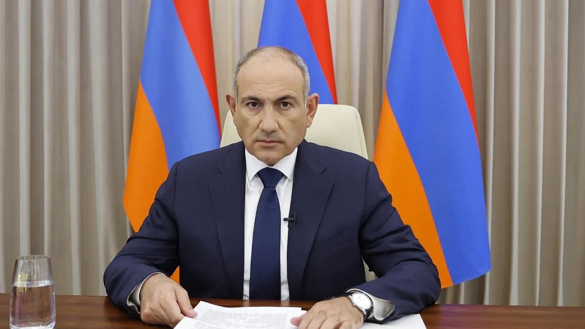 Пашинян: Принятие новой конституции остается в повестке дня правительства