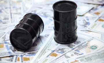 Цена азербайджанской нефти превысила 100 долларов