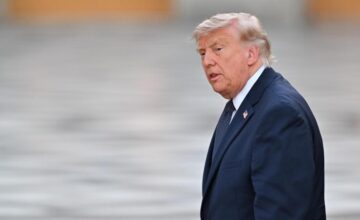 США вводят новые тарифы для более чем 60 стран