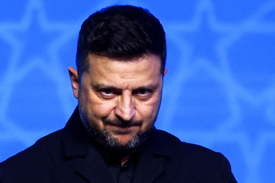 Зеленский обратился к украинцам с тревожным посланием