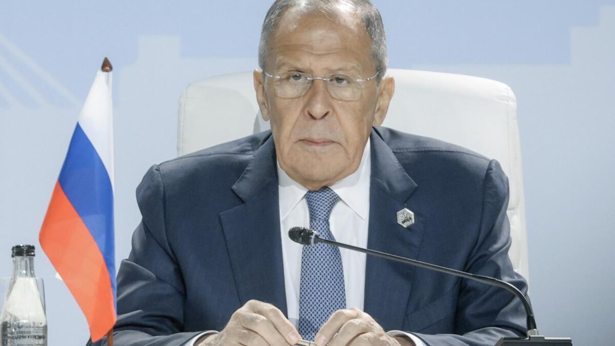 Послание из Тегерана в Москву: Аракчи обсудил с Лавровым атаку на Каспии