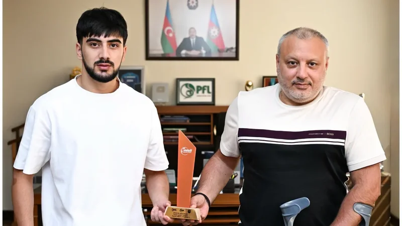 Футболист «Сабаха» получил награду