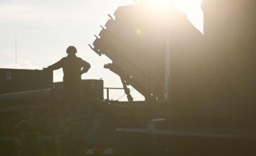 Зеленский попросил Трампа передать Киеву 300 ракет «Patriot» до зимы