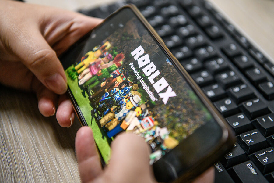 «ChatGPT» и «Roblox» в августе попадут под особо строгий контроль Европейского союза