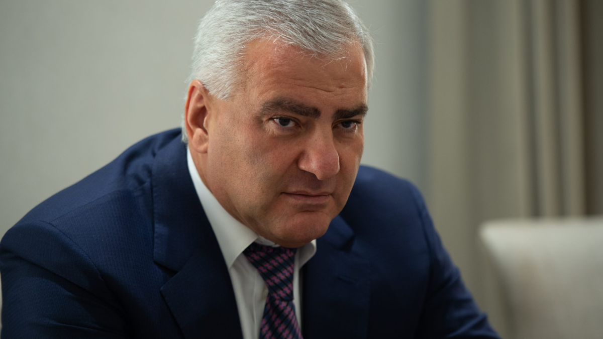 Домашний арест Самвела Карапетяна продлен еще на 2 месяца