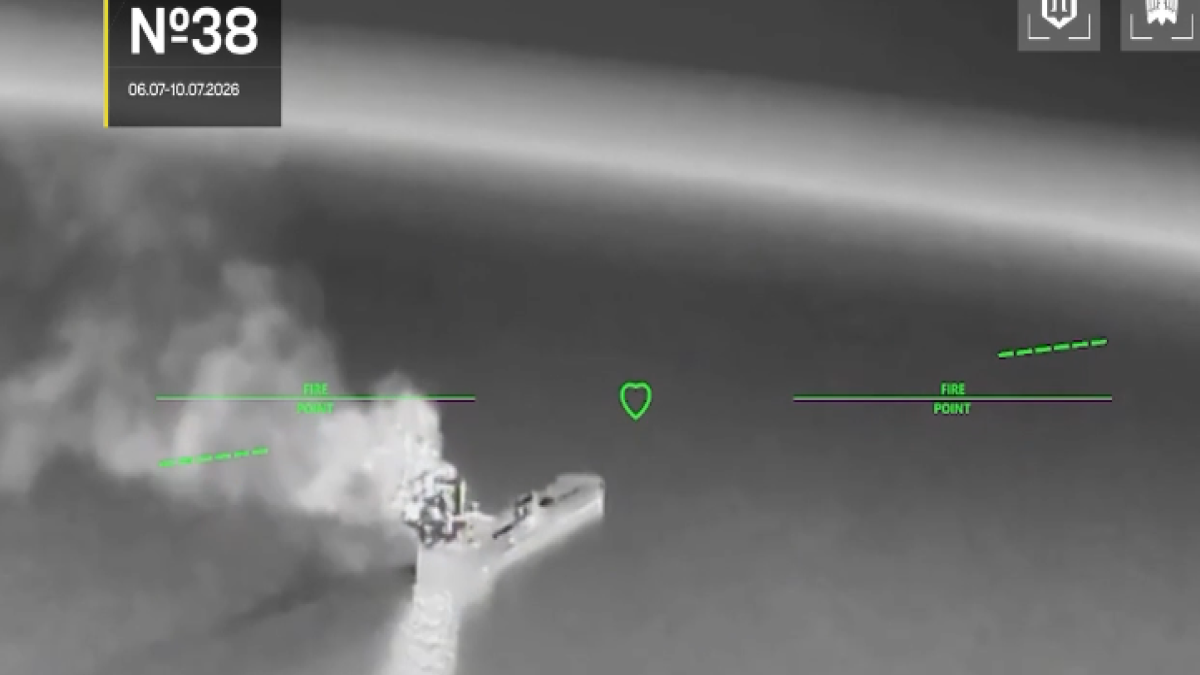 Украина за ночь поразила около 28 судов в Азовском море, Россия закрыла вход в море