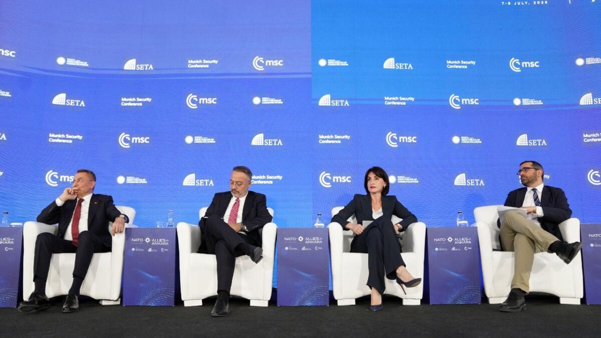 Бочоришвили: Сотрудничество Грузия-Турция-Азербайджан сейчас имеет еще большее значение