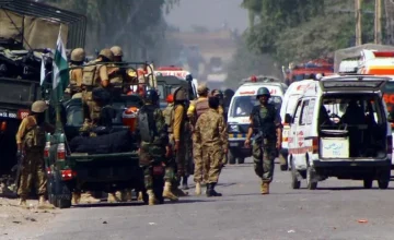В Пакистане боевики совершили нападение на полицию: есть погибшие и раненые