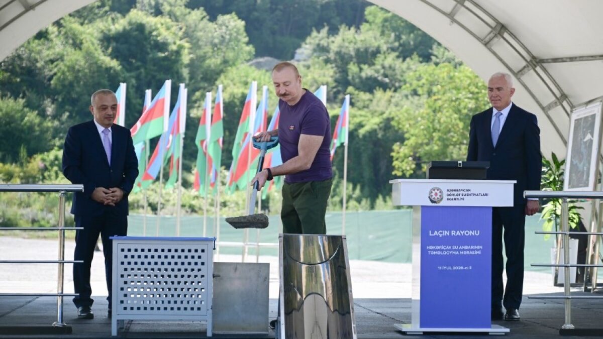 Президент Ильхам Алиев заложил фундамент водохранилища «Хакаричай» в Лачине