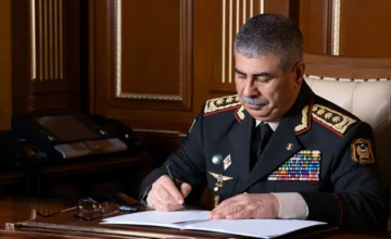 Министр обороны Азербайджана выразил соболезнования Пакистану