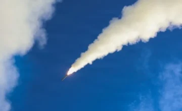 Хуситы совершили ракетную атаку на танкер, принадлежащий Саудовской Аравии