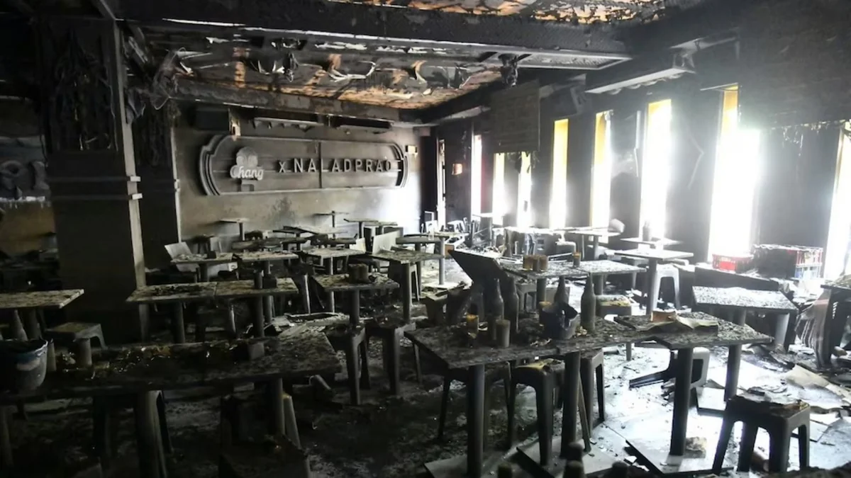 Число жертв пожара в Бангкоке достигло 37
