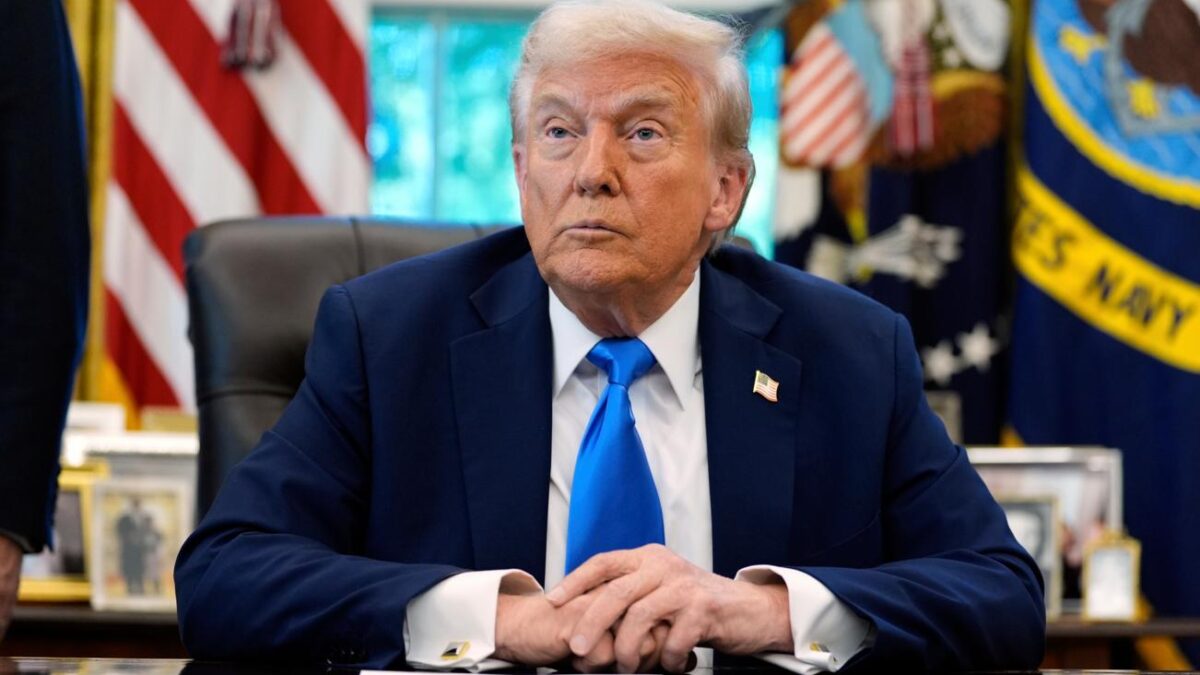 Трамп: Путин готов в ближайшее время заключить мирную сделку по Украине