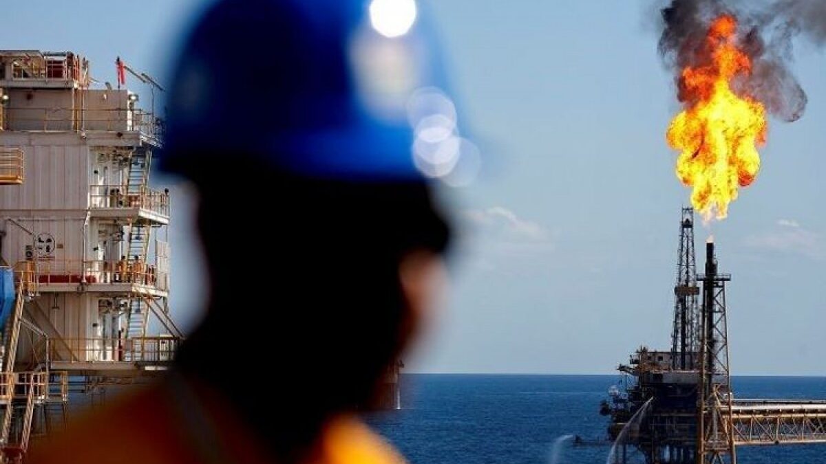 Азербайджан увеличил добычу товарного попутного газа более чем на 22%