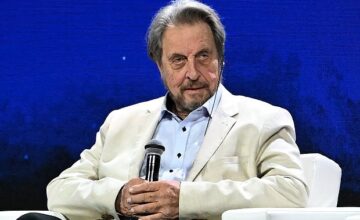 Отец Маска посоветовал знакомым переехать в Россию