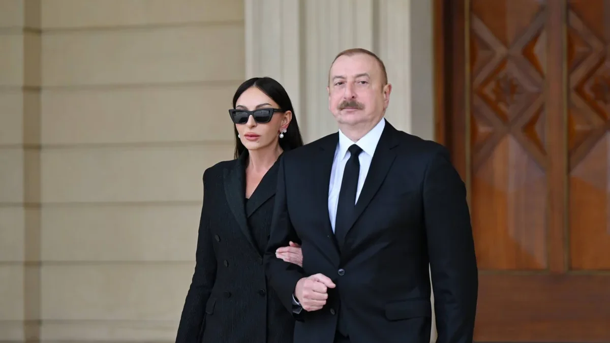 Ильхам Алиев и Мехрибан Алиева приняли участие в церемонии открытия VI Всемирных игр кочевников в Бишкеке