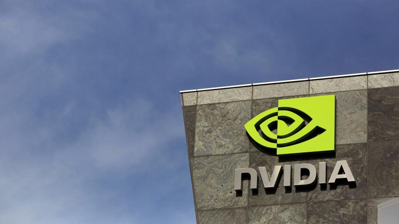 Выручка Nvidia удваивается на фоне спроса на искусственный интеллект