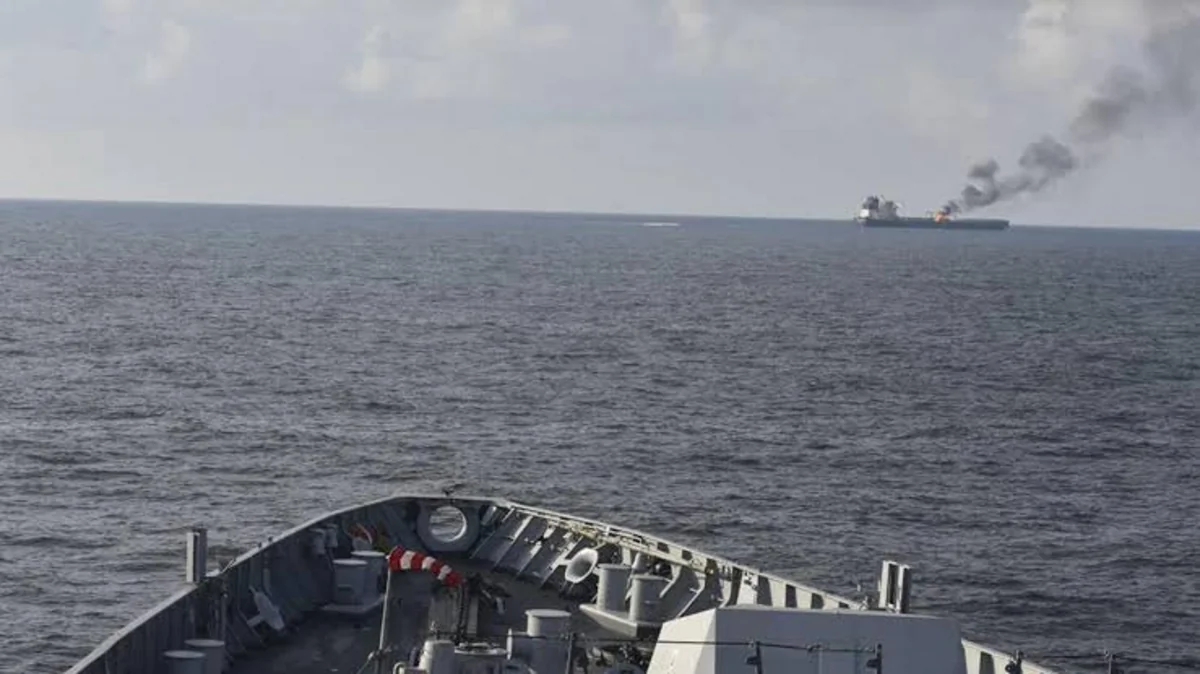 Индийское судно затонуло в Красном море у берегов Йемена после нападения