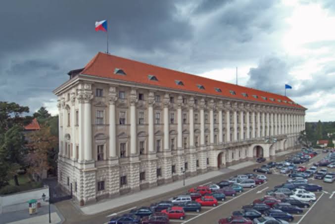 МИД Чехии вызвал посла Ирана из-за угроз в адрес «Радио Фарда»