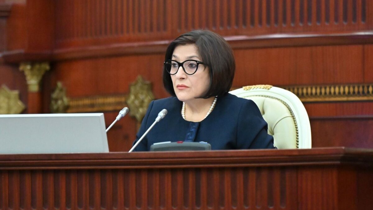 Сагиба Гафарова отправилась с рабочим визитом в Сербию