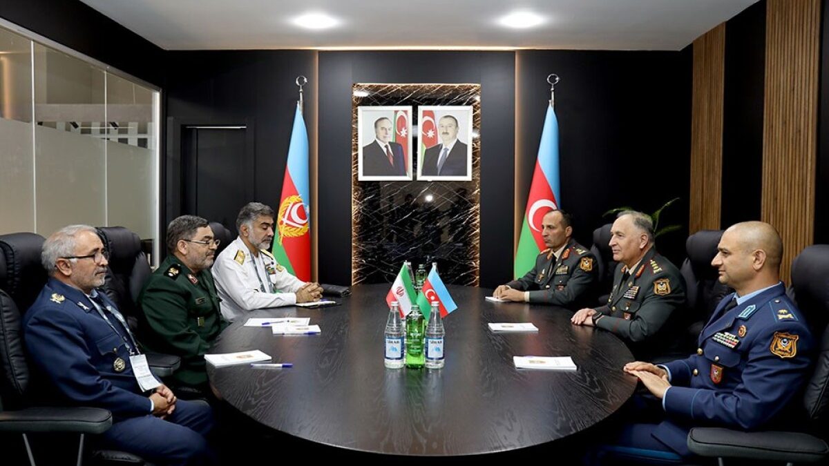 Обсуждены связи между Азербайджаном и Ираном в военной сфере