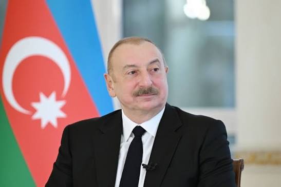 Президент ознакомился с выставками «ADEX 2026» и «Securex Caspian»