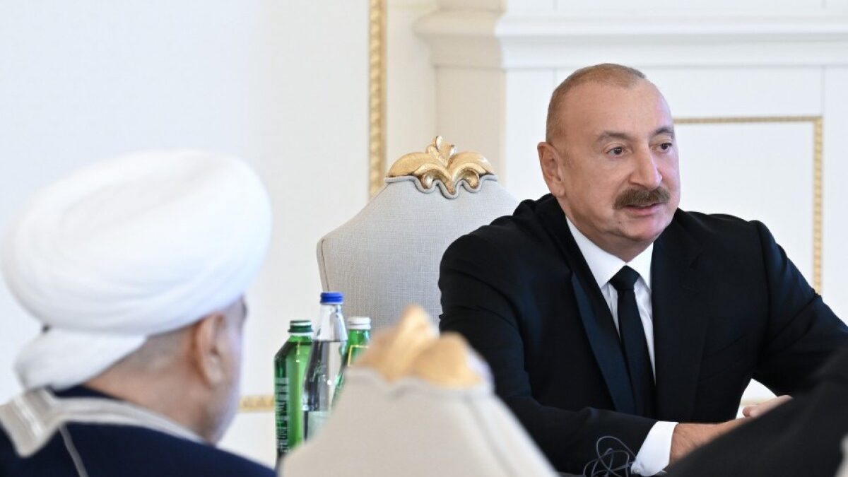 Президент Ильхам Алиев: Мы должны приложить большие усилия, чтобы сохранить тюркский мир и Кавказский регион в условиях мира