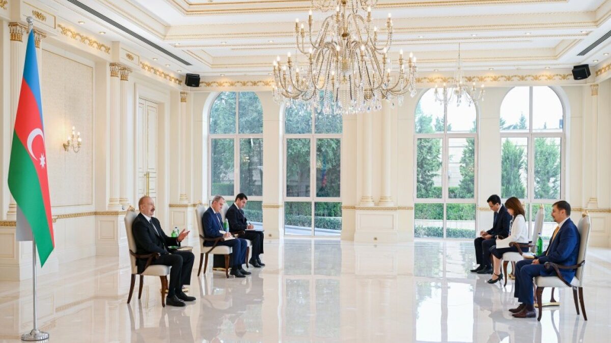 Президент Ильхам Алиев принял новоназначенного резидента-координатора ООН в Азербайджане