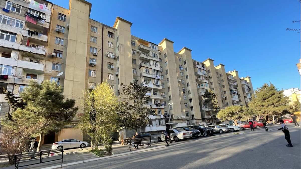В Баку подорожали квартиры в старых домах – ВИДЕО