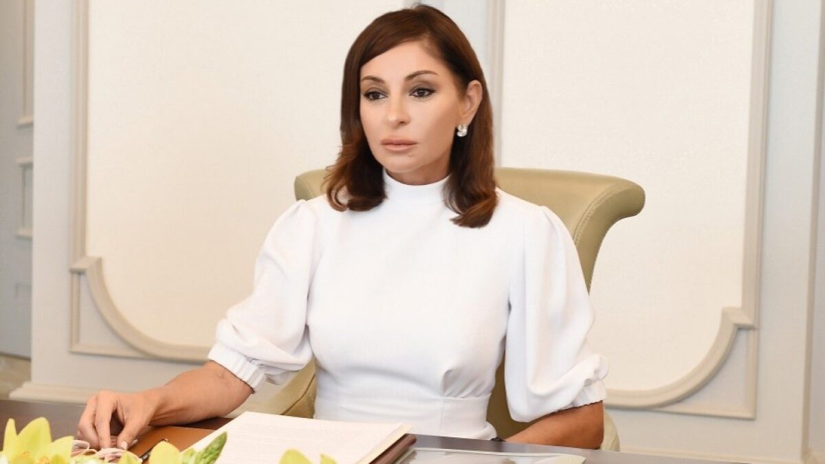 Мехрибан Алиева посетила государственную резиденцию «Ала-Арча» в Бишкеке