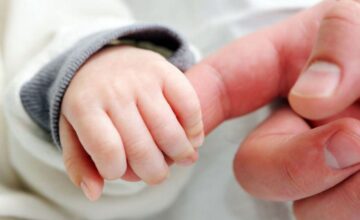 В этом году более 1100 мужчин получили оплачиваемый отпуск по отцовству
