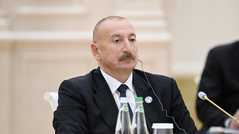 Визит Ильхама Алиева в Туркменистан завершился