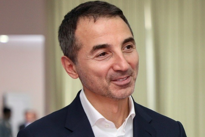 Срок ареста Аднана Ахмедзаде, длившийся 13 месяцев, истек
