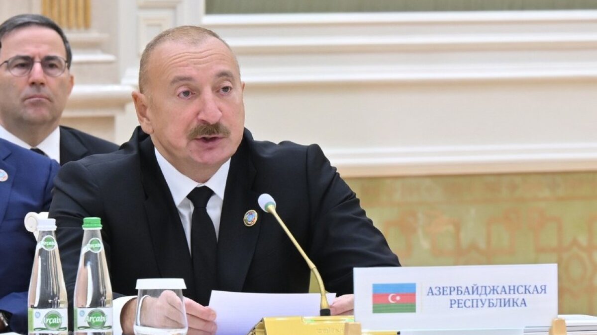 Президент Ильхам Алиев: Товарооборот Азербайджана со странами Центральной Азии в прошлом году вырос более чем на 50 процентов