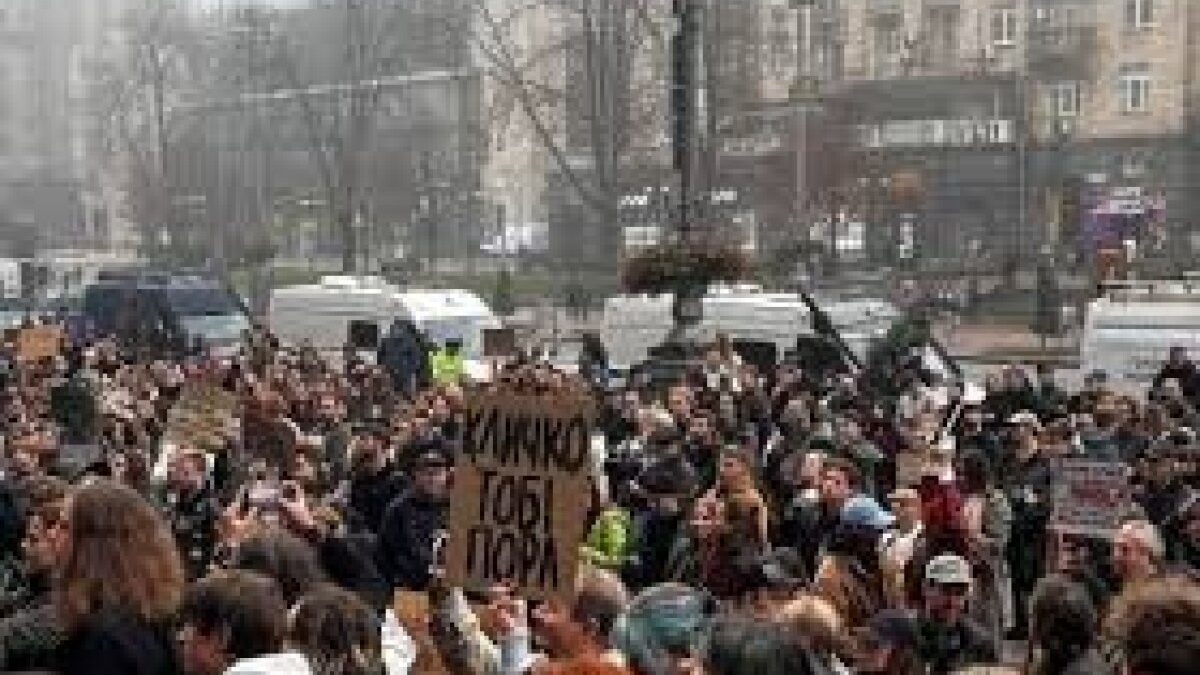 В Киеве проходит акция с требованием отставки Кличко