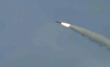 ВМС России поразили корабль с военными грузами вблизи Одессы