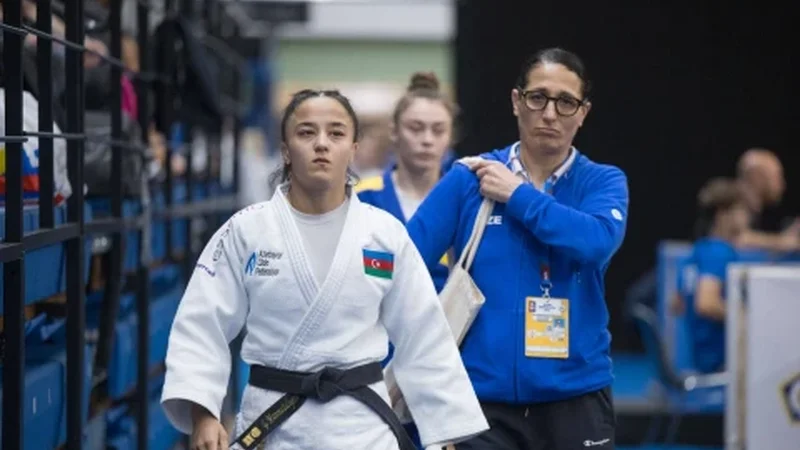 Мадина Каинова прекратила борьбу на чемпионате мира